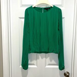 Jealous Tomato boutique St Patrick’s Day Green pleated too Large elastic waist L
